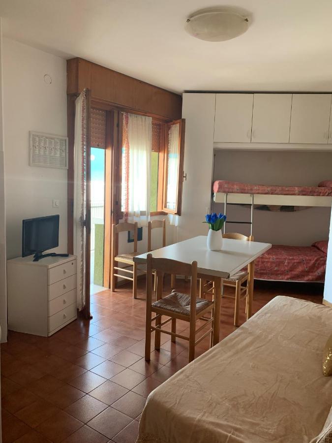 Condominio Moschettieri Monolocale Bibione Dış mekan fotoğraf
